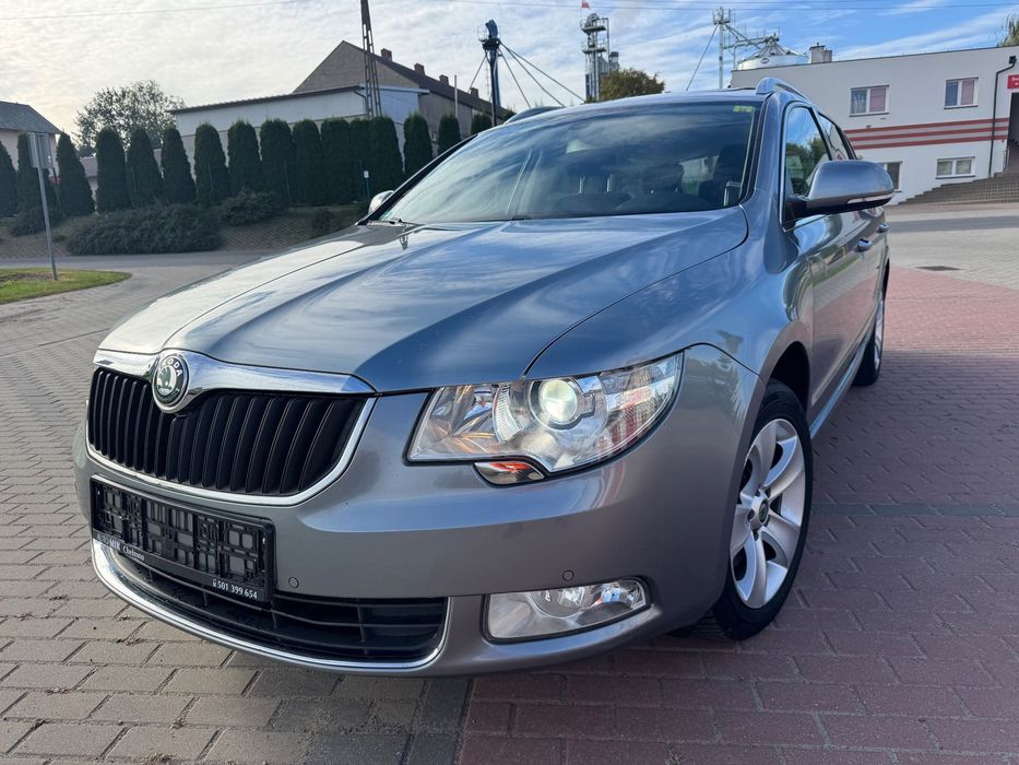 Skoda Superb 2.0 tdi DSG panorama Navi xenon import Niemcy opłacony