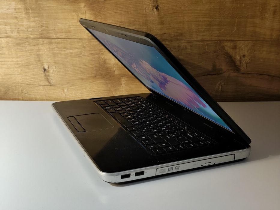 Абсолютно справний і супернадійний ноутбук DELL 15.6"/Intel /6 ОЗП/SSD