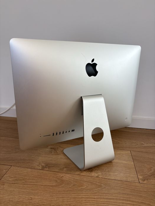 Komputer Apple iMac 13.1 21,5-inch, late 2012 uszkodzony ekran