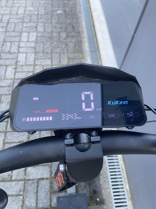 Kukirin g2 com garantia 3000km bem cuidada