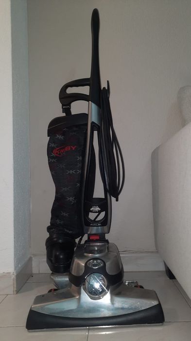 Aspirador Kirby (com todas as peças)