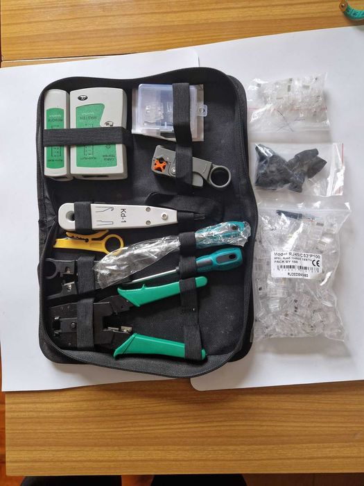 Zestaw narzędzi sieciowych RJ45: tester, zaciskarka + 100 wtyczek