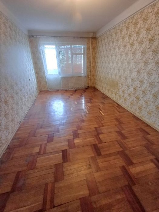 Продажа свободной 3х кв. 5/9. Ул. Кутузова / Безручко..
