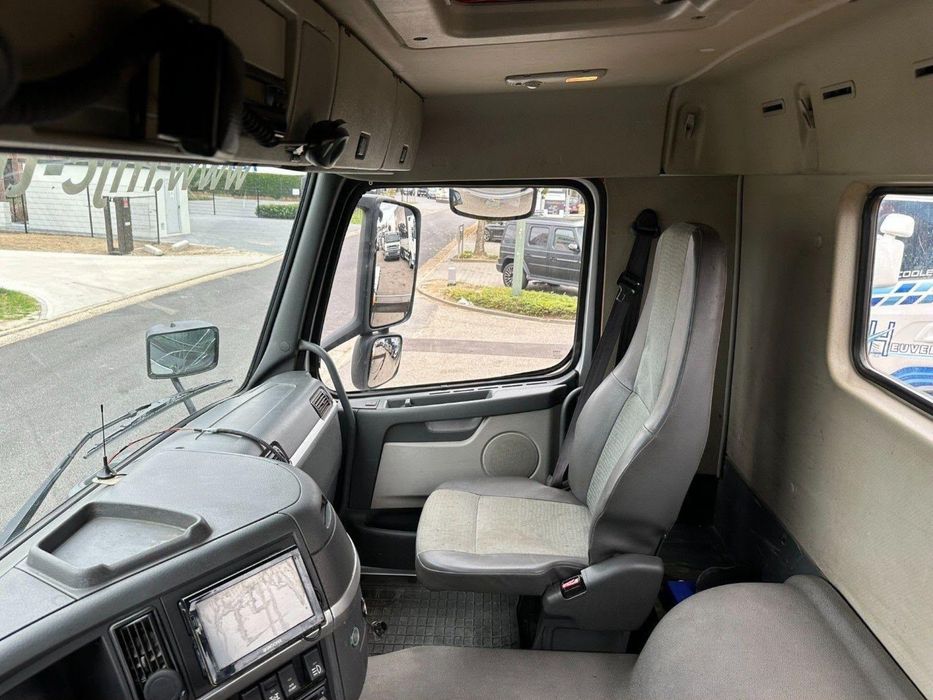 VOLVO FH420 8x4 Grua EFFER 245-3 Com RadioComando  e Amplirroll Apenas 530.000km ###OPORTUNIDADE###