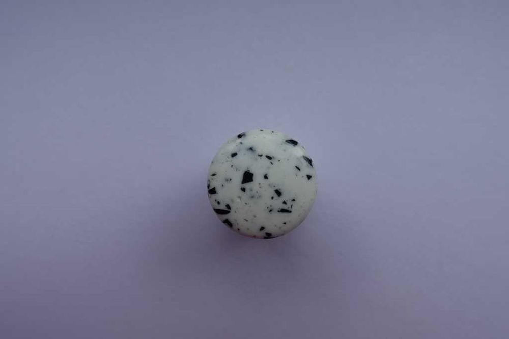 Uchwyt meblowy Cylindrowy Podłużny Gałka Lastryko Biały Czarny 2,5cm