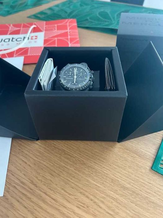 Omega x Swatch SO33A100 – Kosmiczna Technologia