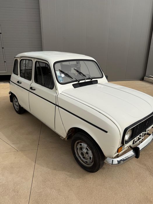 Renault 4 Clássico – Fiável e Pronto a Andar