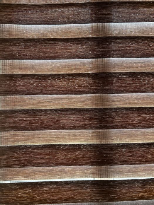 Roleta brązowa w zetawie 2 sztuki dzień i noc