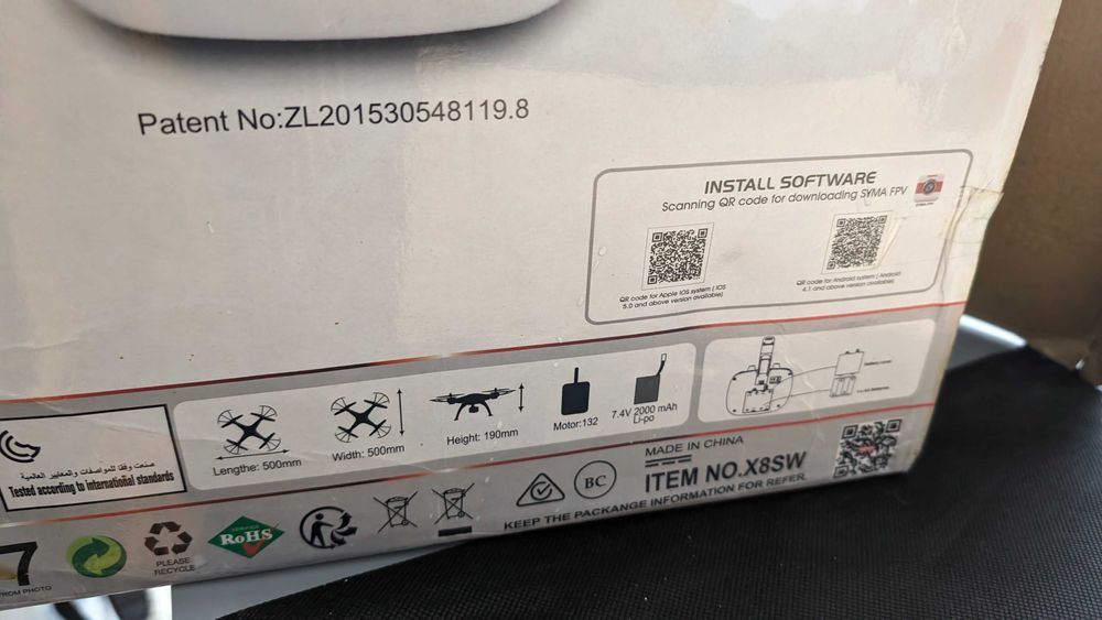 Drone Syma x8sw com varias peças extras e 2 baterias