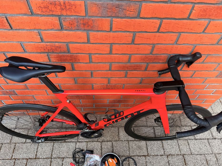 Rower szosowy GIANT  propel advanced pro 1 sram axs rival 2/12 r.L