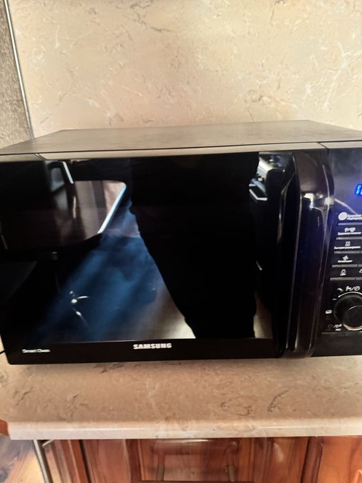 Микроволнова піч Самсунг  MC28H 5135 CK