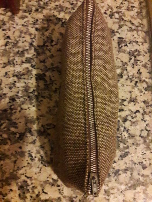 Ferro de passar roupa de viagem