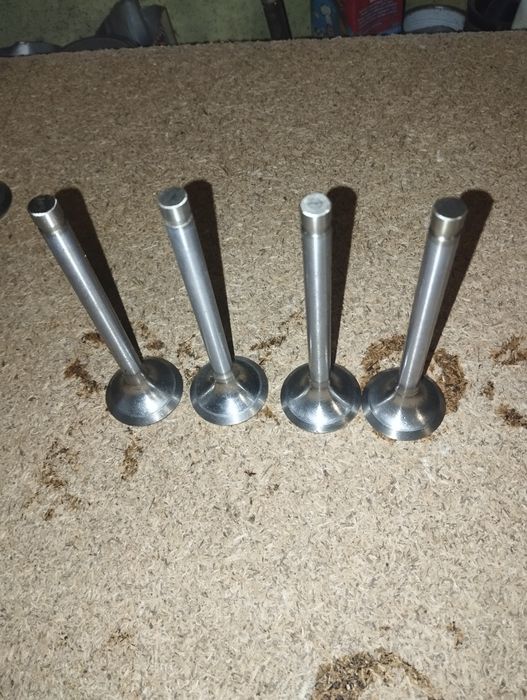 Клапаны головки блока Газ21, Газ69, Уаз469, Газ53, Газ66, Газ24