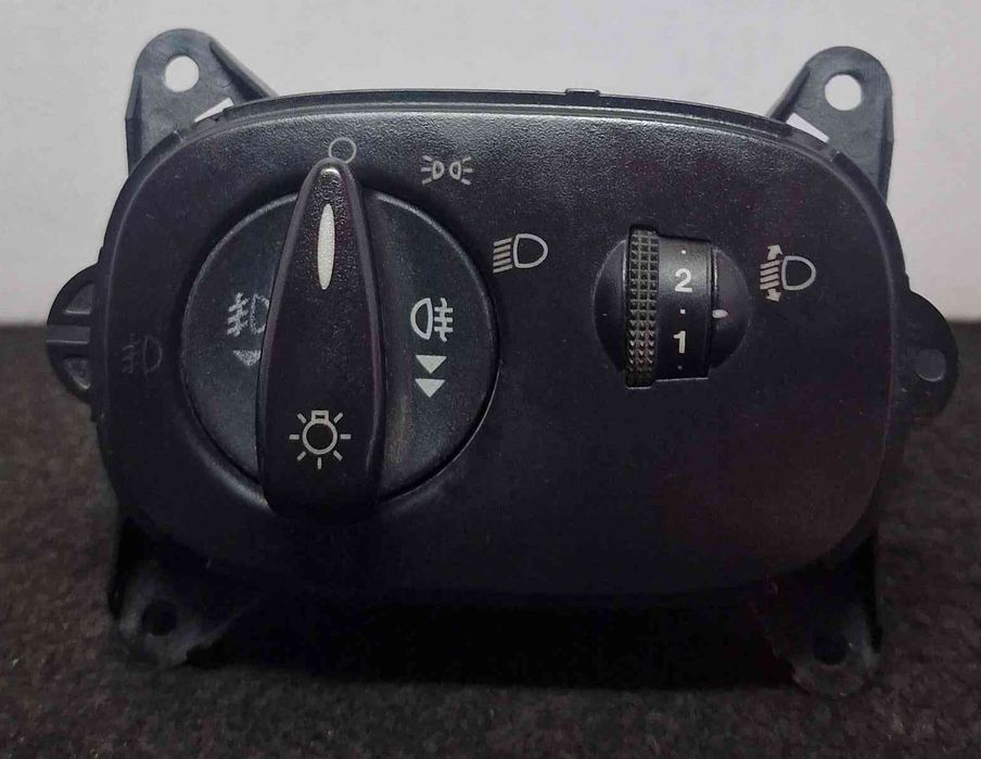 Manípulo de Luzes - FORD FOCUS I