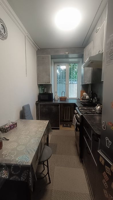 Продаж 3-х кімнатної квартири