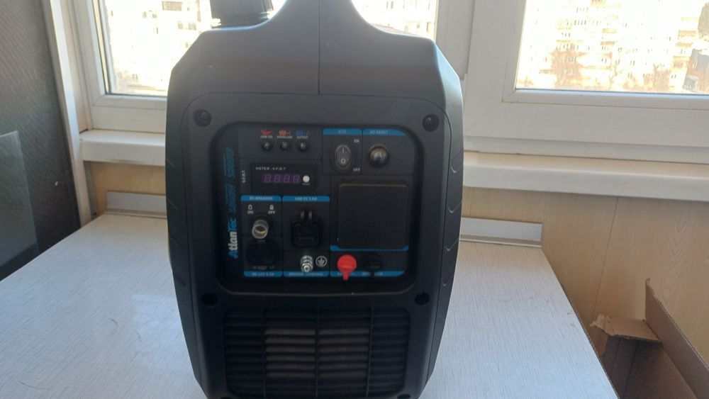 Продам інверторний генератор  2300w