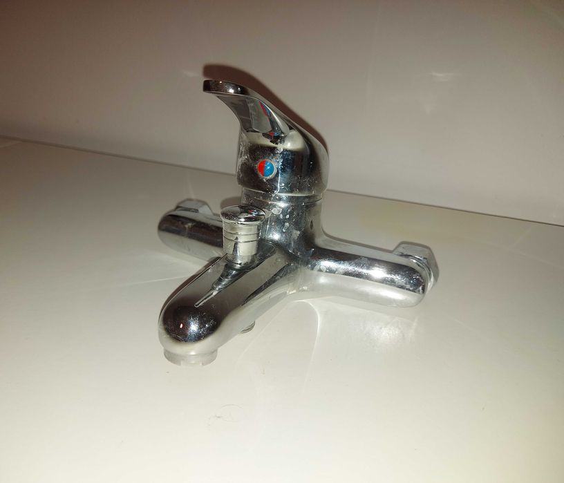 Torneiras misturadoras de banheira