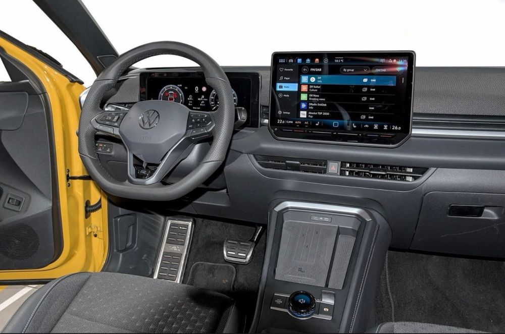 WYNAJEM VW Volkswagen T-Roc 2025 wypożyczalnia aut ŚWIDNICA