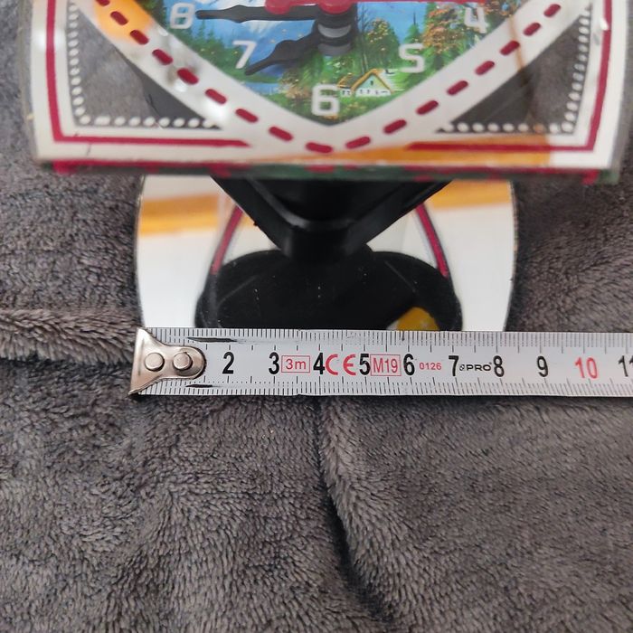 ...Wazon z zegarkiem