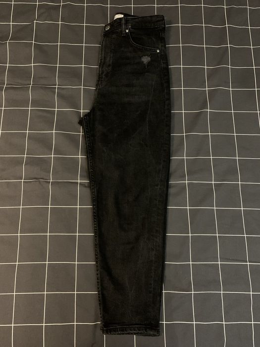 Calças Mom Slim Pretas da Bershka