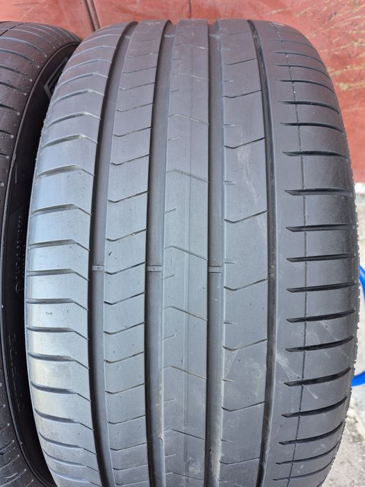 275/35/21 R21 Pirelli P Zero PZ4 літо 2 шт ціна за 1 шт