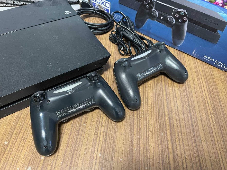 Konsola PlayStation 4 PS4 FAT 500GB 2 pady - Czytaj opis