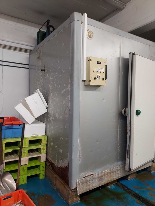 Vendo câmara de congelação