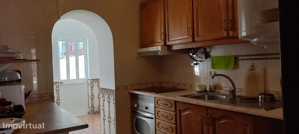Quarto - localizado em Ajuda Lisbon