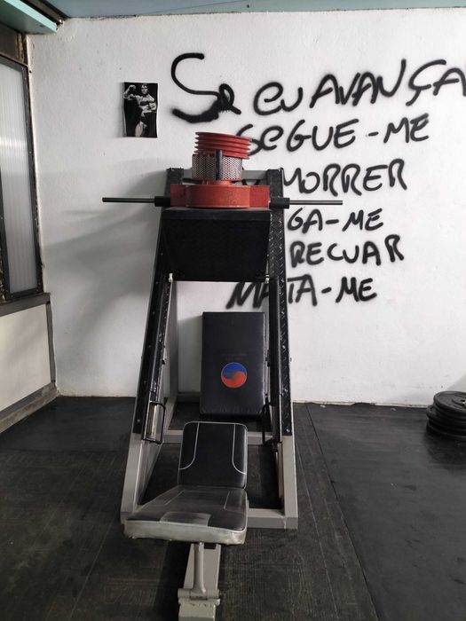 Máquina de musculação