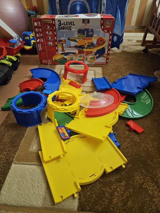 Дитячий гараж для машинок конструктор дитячий трек Wader 3- level gara