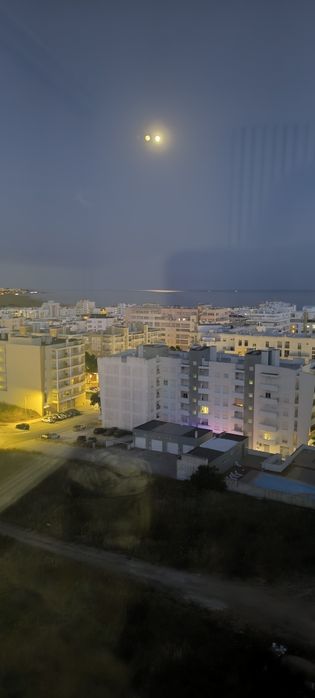 Apartamento com piscina e vista mar – Armação de Pêra