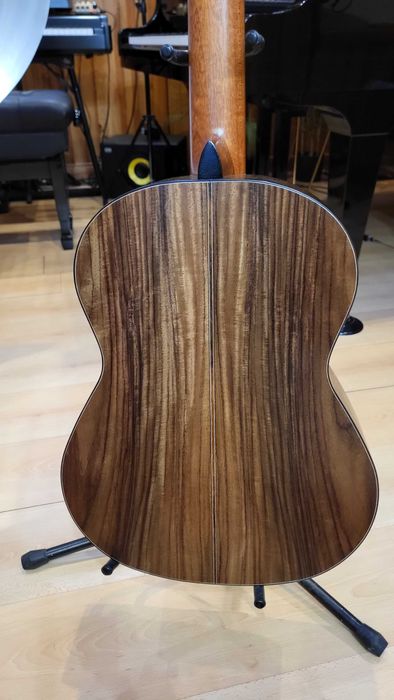 Guitarra Clássica APC Mod. 9C — Nova e estrear.