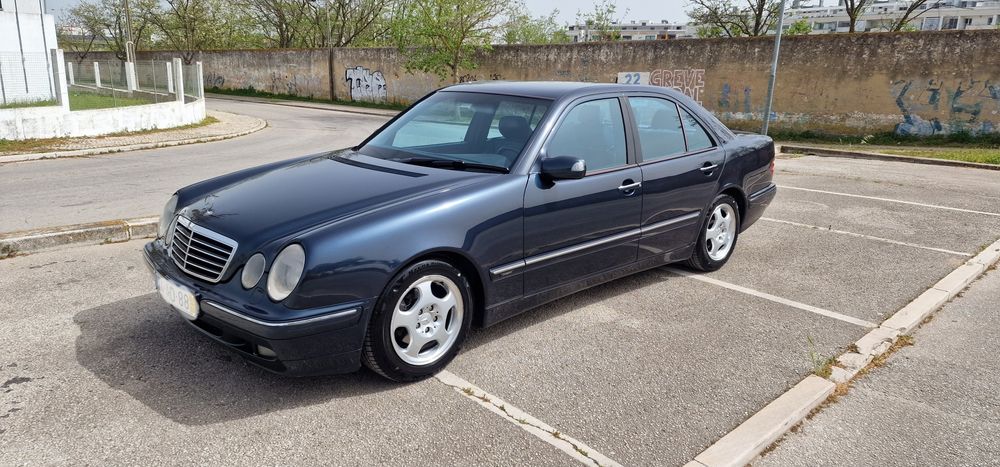 Mercedes E220 CDi Avantgard