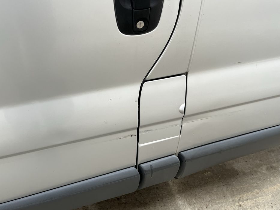 Продам Renault trafic 1.9 коротка база 6. передач