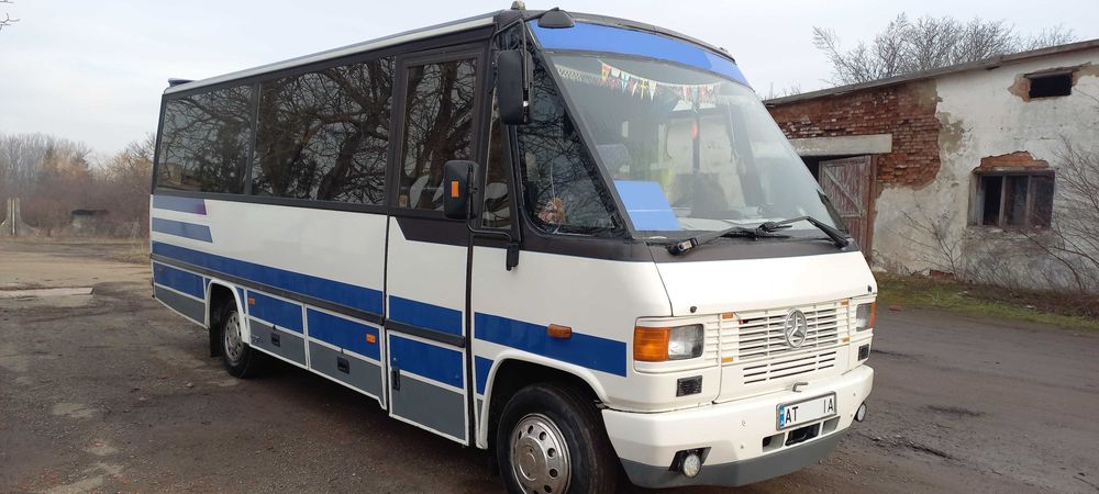 Мерседес РЕКС оригінальний автобус 814