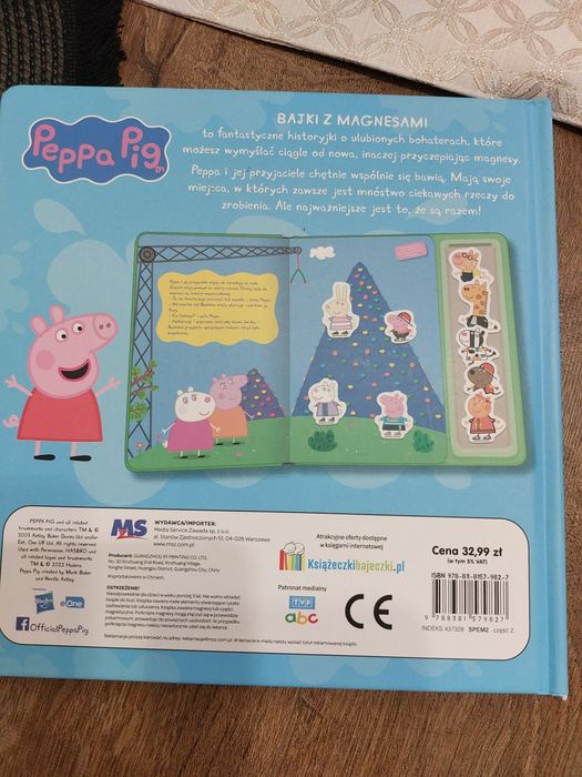 Świnka peppa Zabawy z przyjaciółmi książka z magnesami