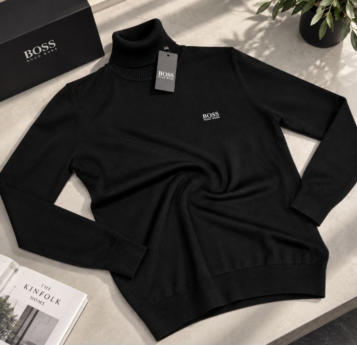 Гольф мужской Hugo Boss.