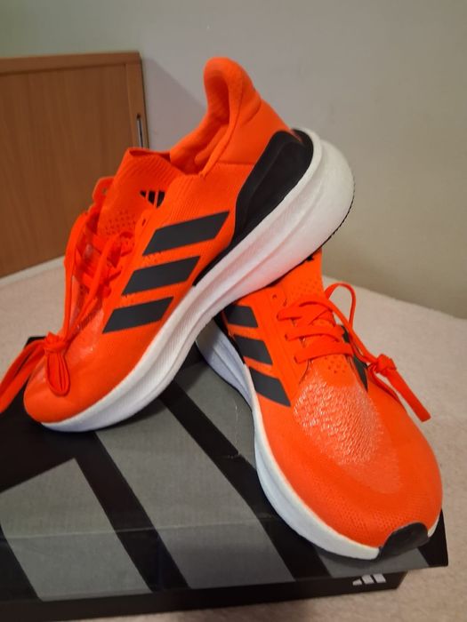Adidas buty do biegania nowe 41