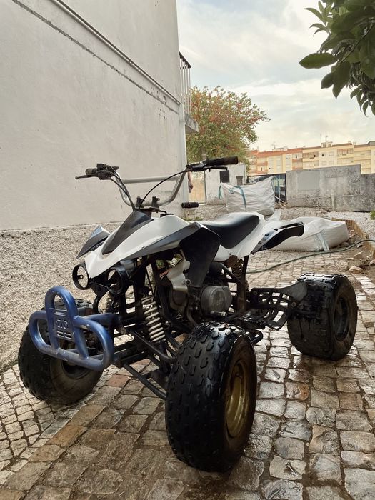Moto 4 125cc ( pitbike)