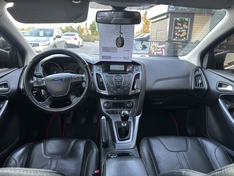Ford focus mk3 titanium
