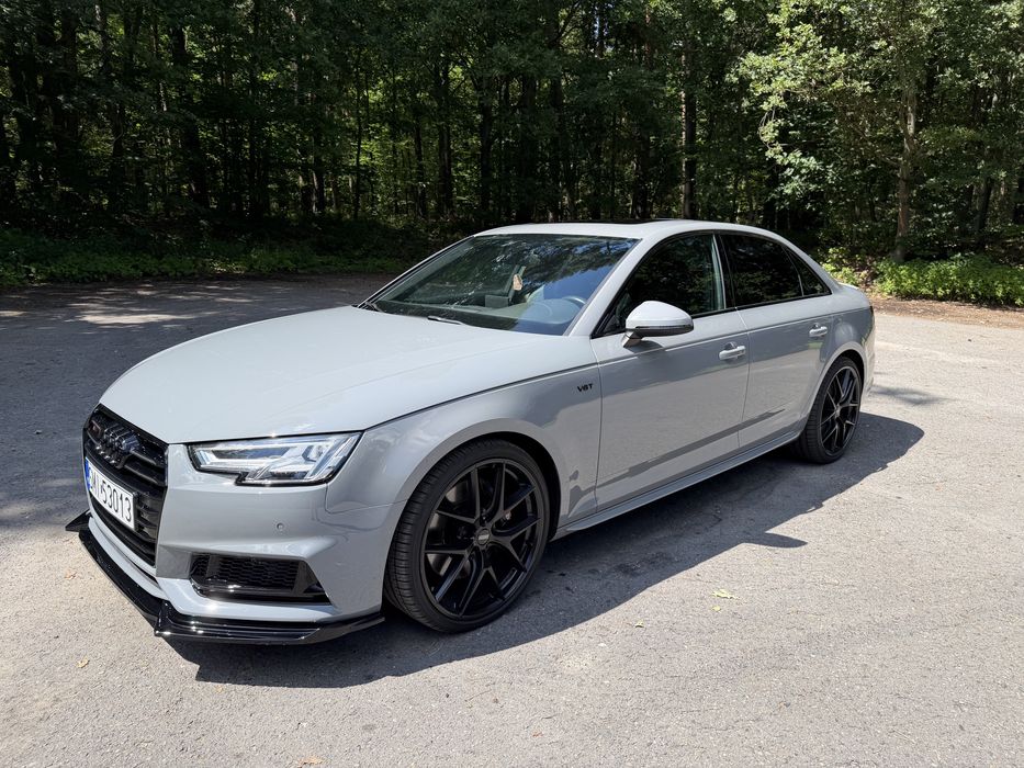 Audi S4 b9 3.0tfsi quattro