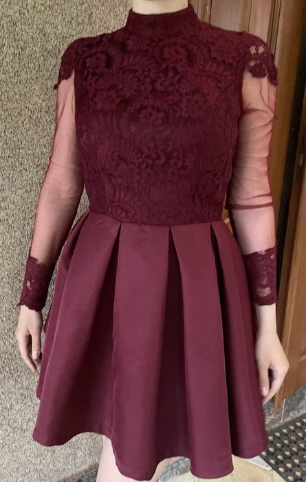 Святкова сукня випускна бордова бургунді мереживо відкрита спина