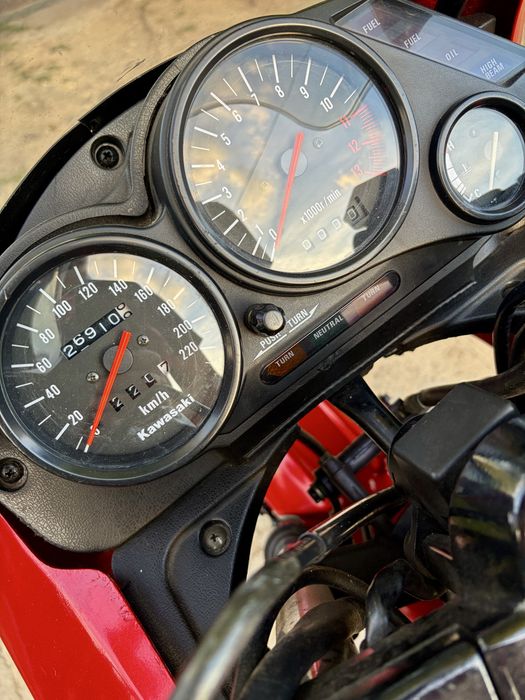 Kawasaki GPZ 500S