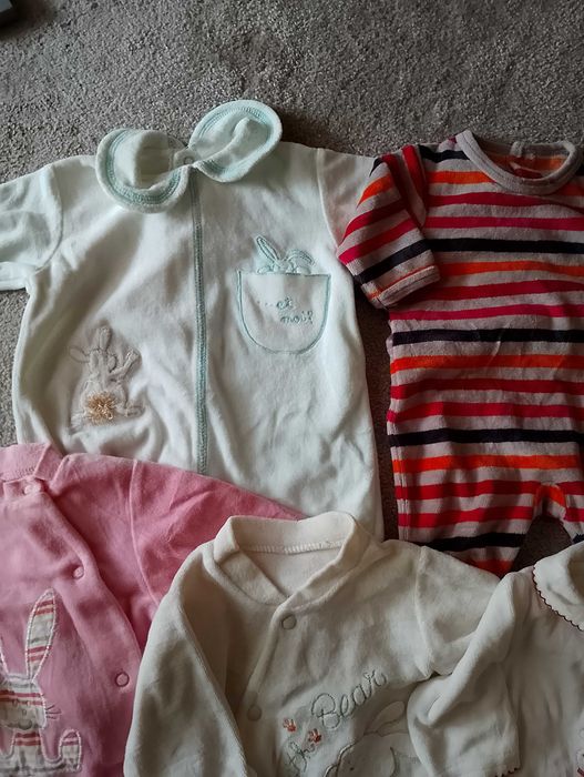 Lote de babygrows para recém nascido