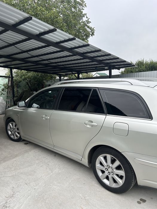 Toyota Avensis t25 універсал