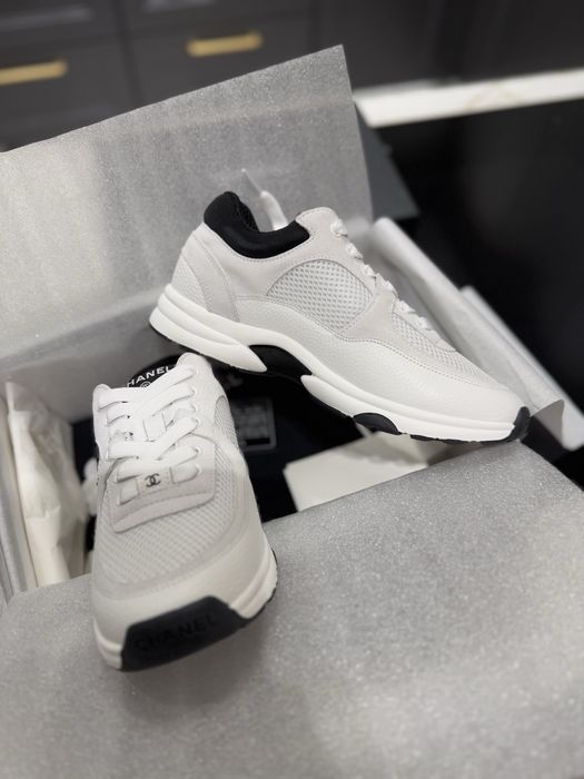 Sneakersy Chanel white/black