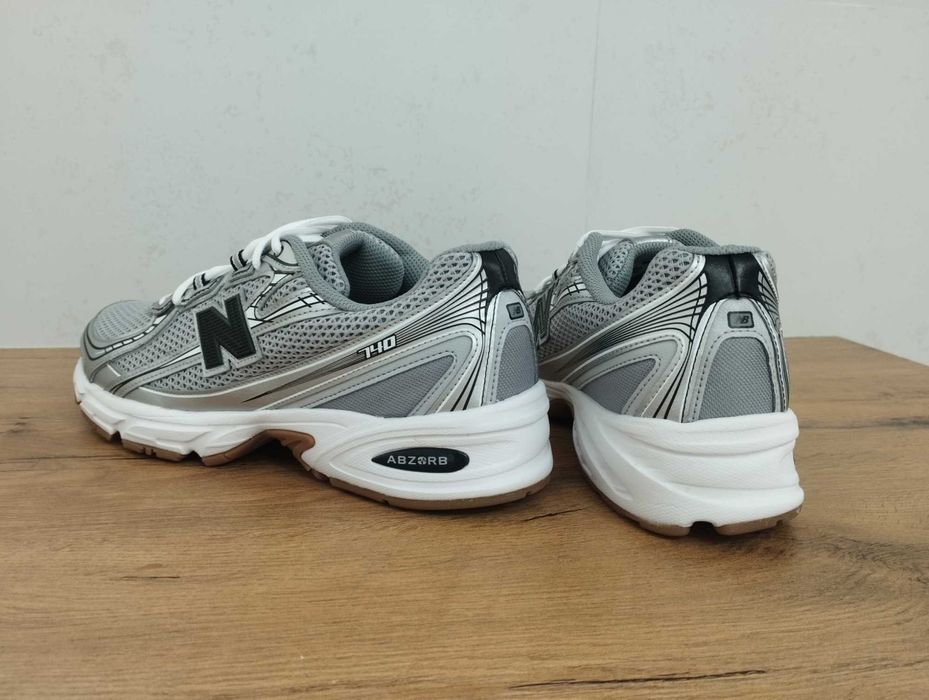 Buty New Balance 740 rozmiar 44