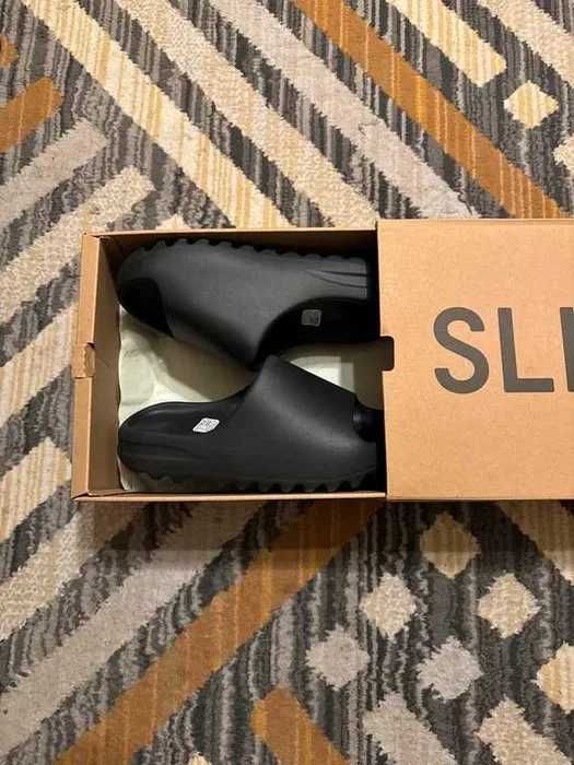 Adidas Yeezy Slide Czarny 42