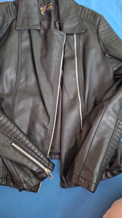 Sliczna kurtka Skora