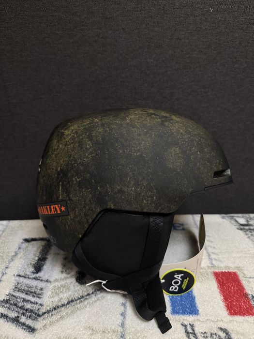 Шолом Oakley Mod 1 Mips Army Green